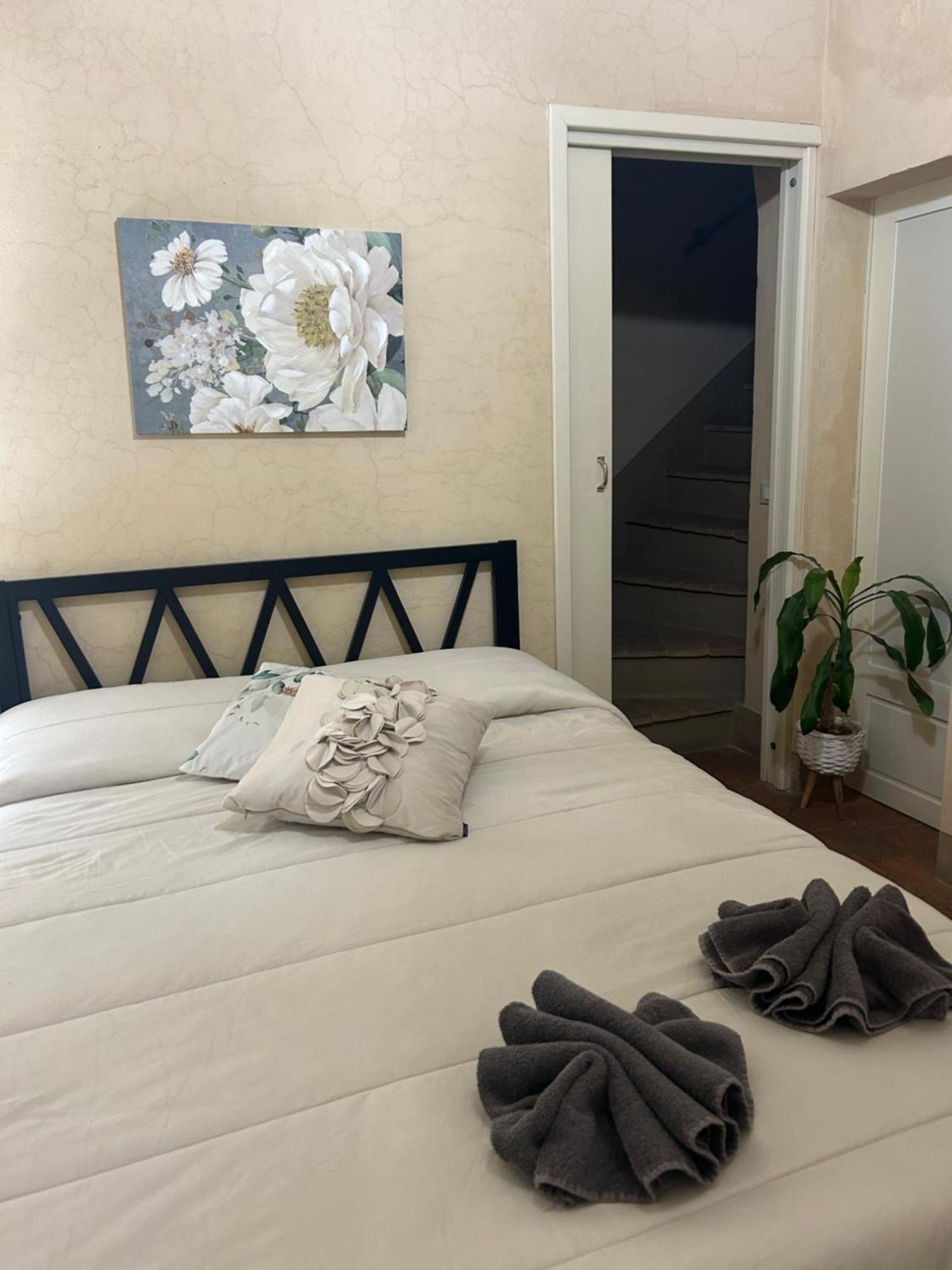 Il Giardino Segreto B&B โวลแตร์รา ภายนอก รูปภาพ